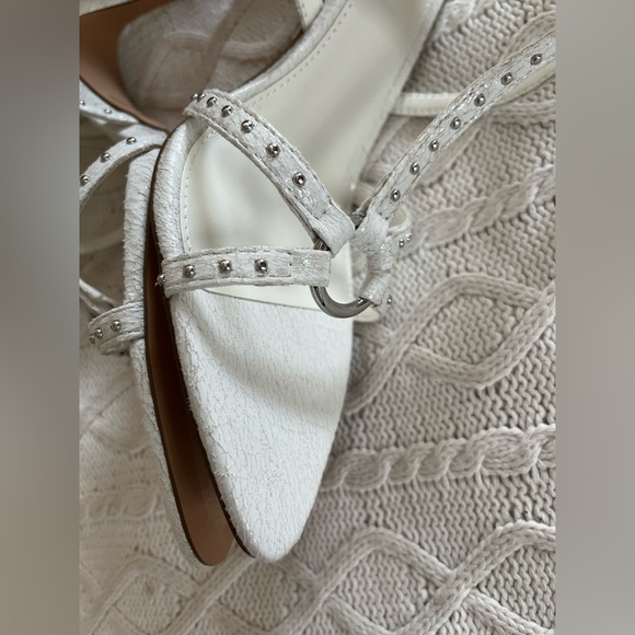 Steve Madden Silver Studded White Heels “Amour” Style Various Sizes - Picture 11 of 16